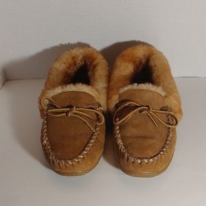L.L. Bean Wicked Good Slippers  Size 9M